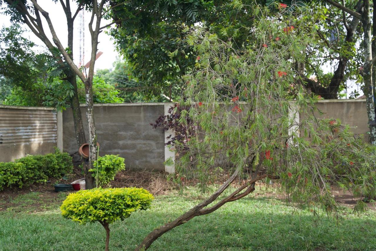 Wakawaka Hostel Arusha Esterno foto